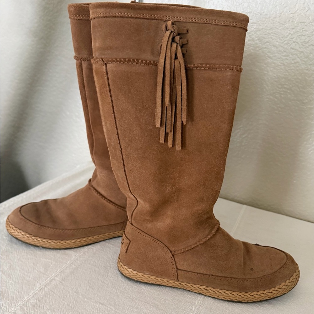 Ugg chestnut emorie boot EUC size 6.5 - Picture 7 of 7